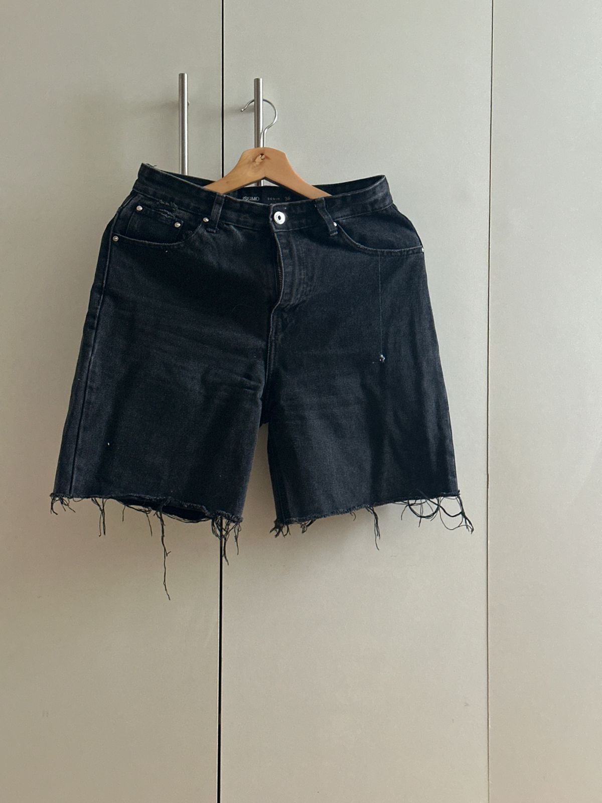 Short negros