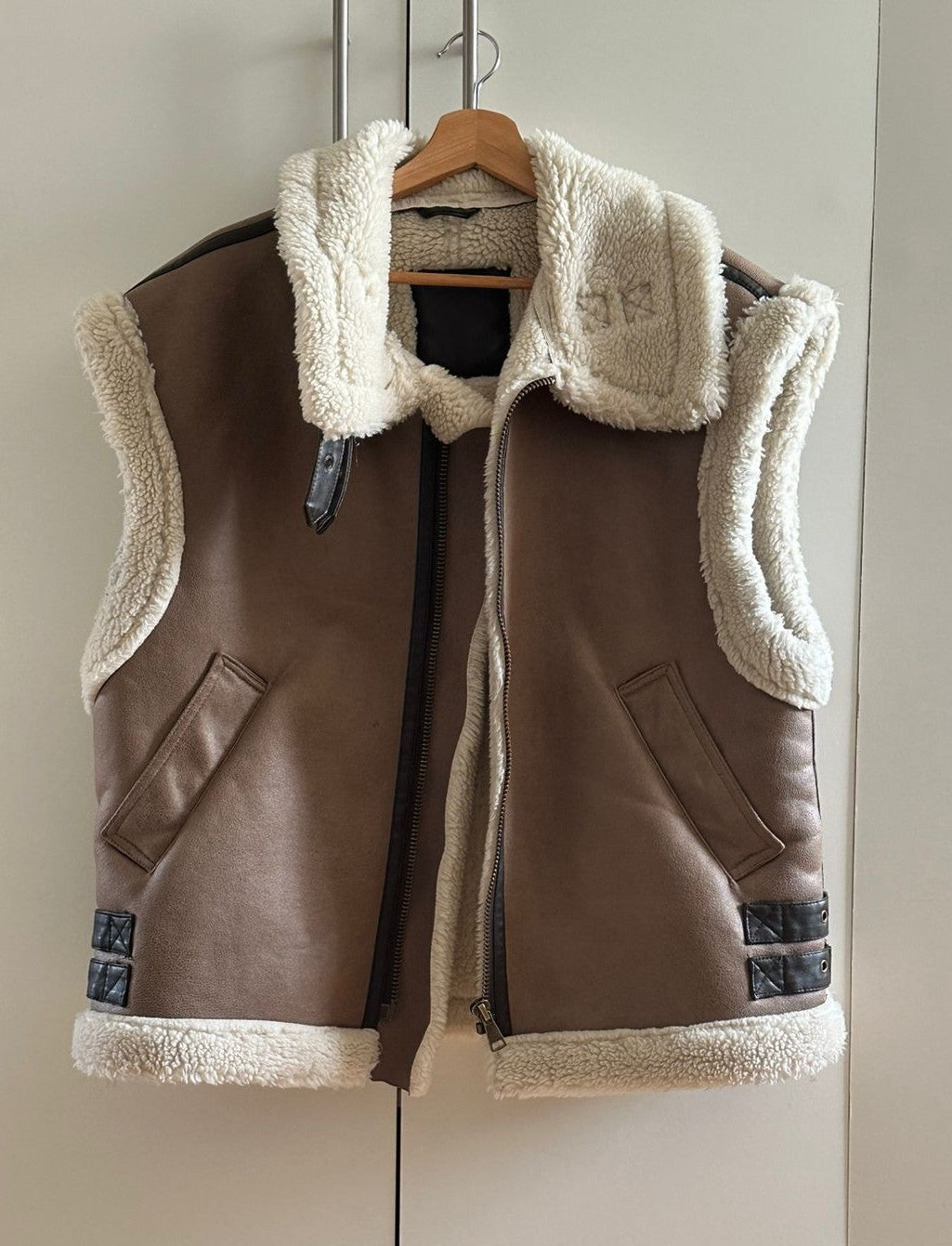 Chaqueta sin mangas Dup Zara