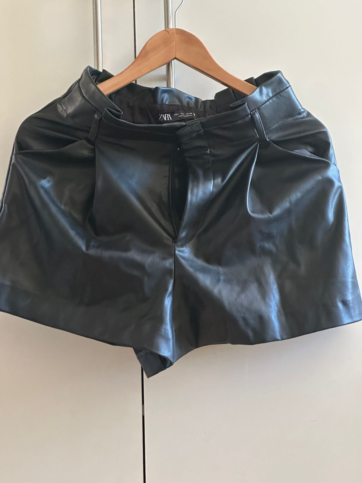 Short Zara negro