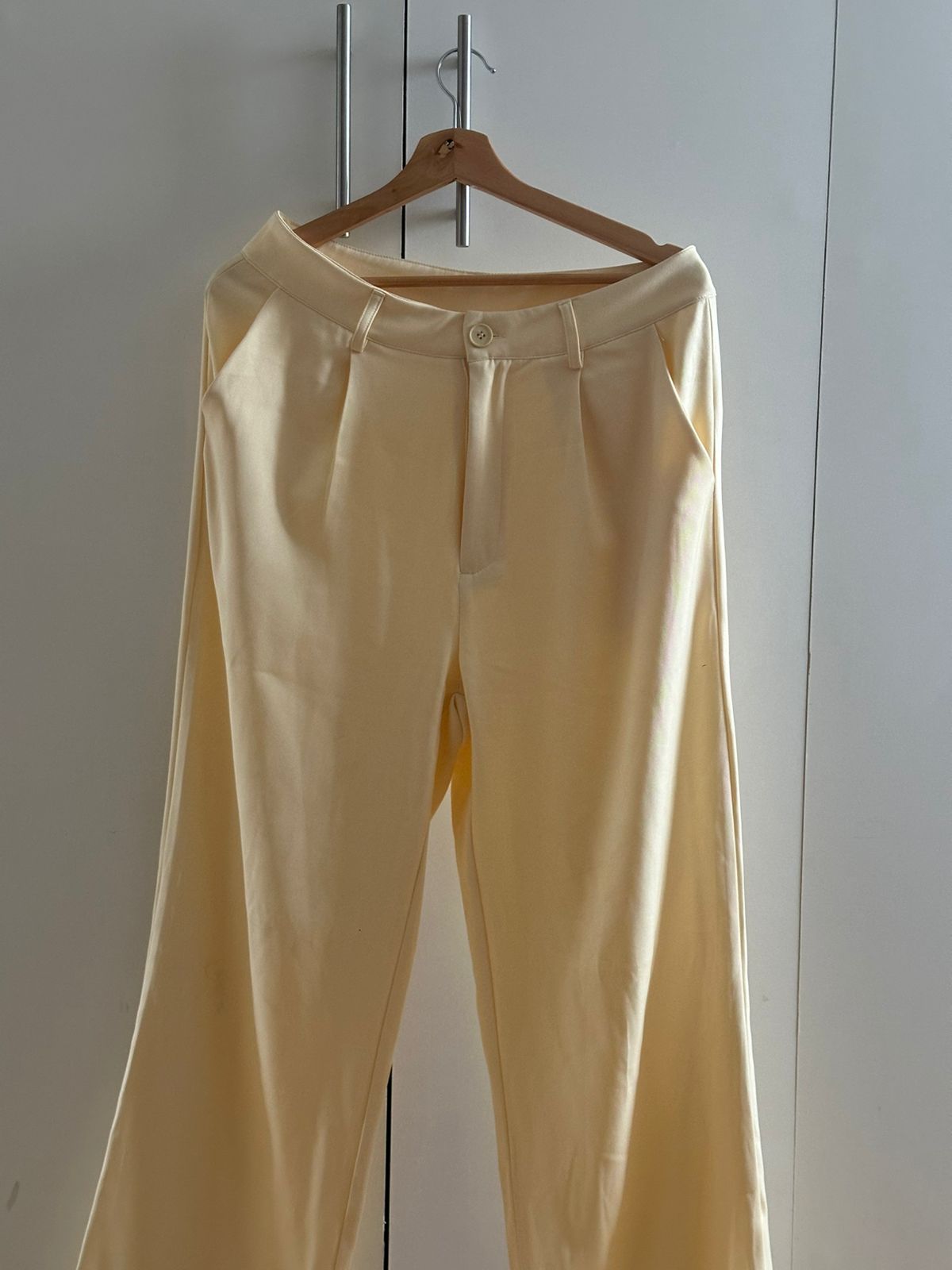 Conjunto amarillo
